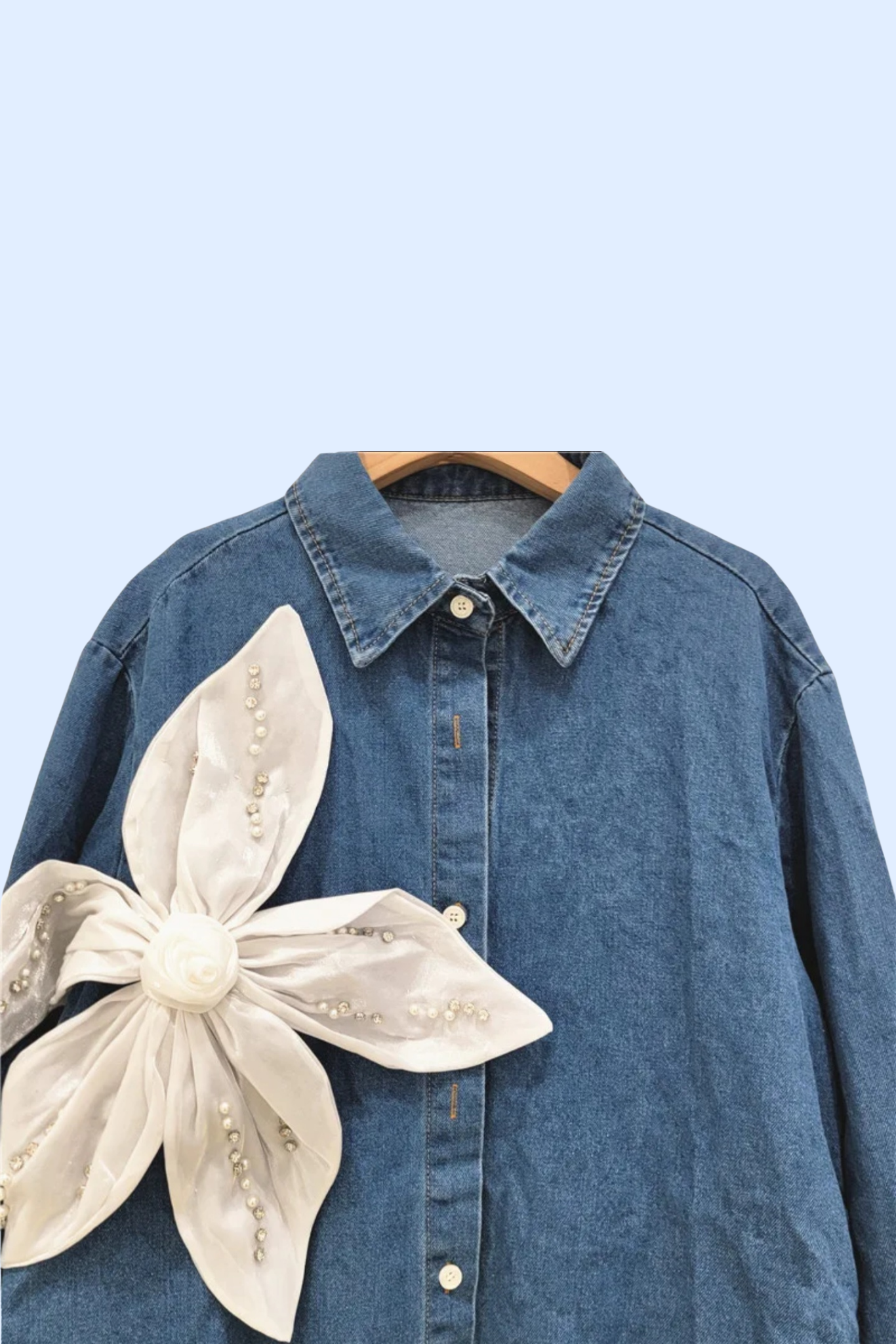 Camélia Button-Up Shirt